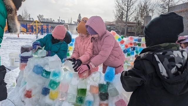 Students build a snow fort